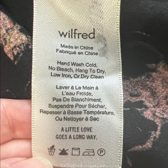 Wilfred Black and Pink Off-Shoulder Elegant Top with Butterfly Print Size XXS - Picture 7 of 11